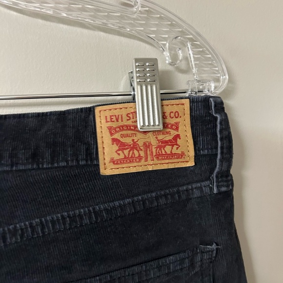 Levi’s Corduroy 721 High Rise Skinny Jeans - Picture 5 of 6